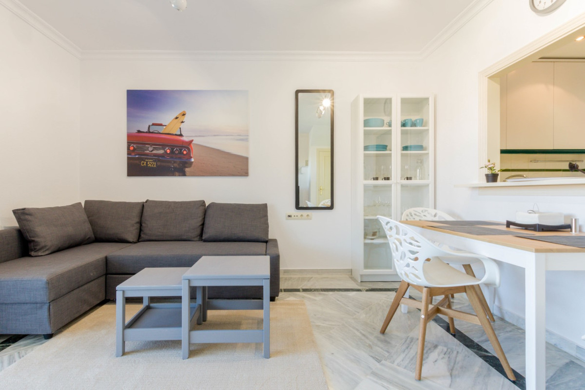 1 bedroom Apartment For Sale in Marbella, Málaga - thumb 9