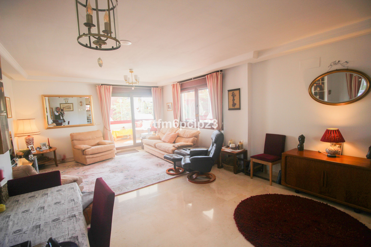 2 Bedroom Middle Floor Apartment For Sale Casares Playa