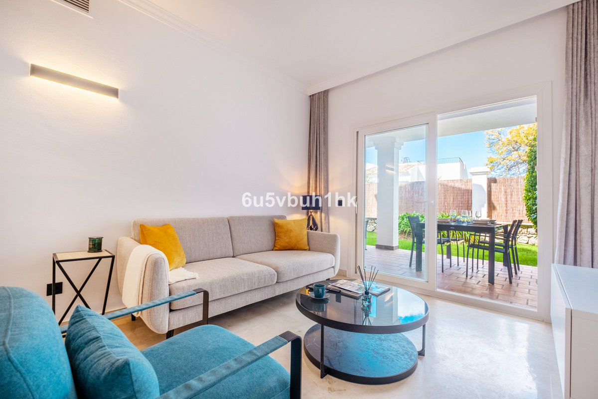 Beautiful apartment in the popular complex Aloha Gardens - a secure, gated community in the heart of, Spain