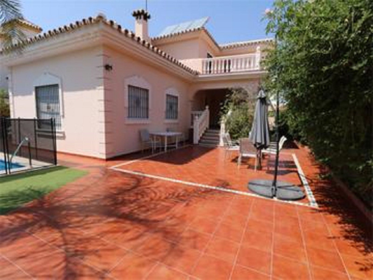 6 Bedroom Detached Villa For Sale Torremolinos, Costa del Sol - HP4074163