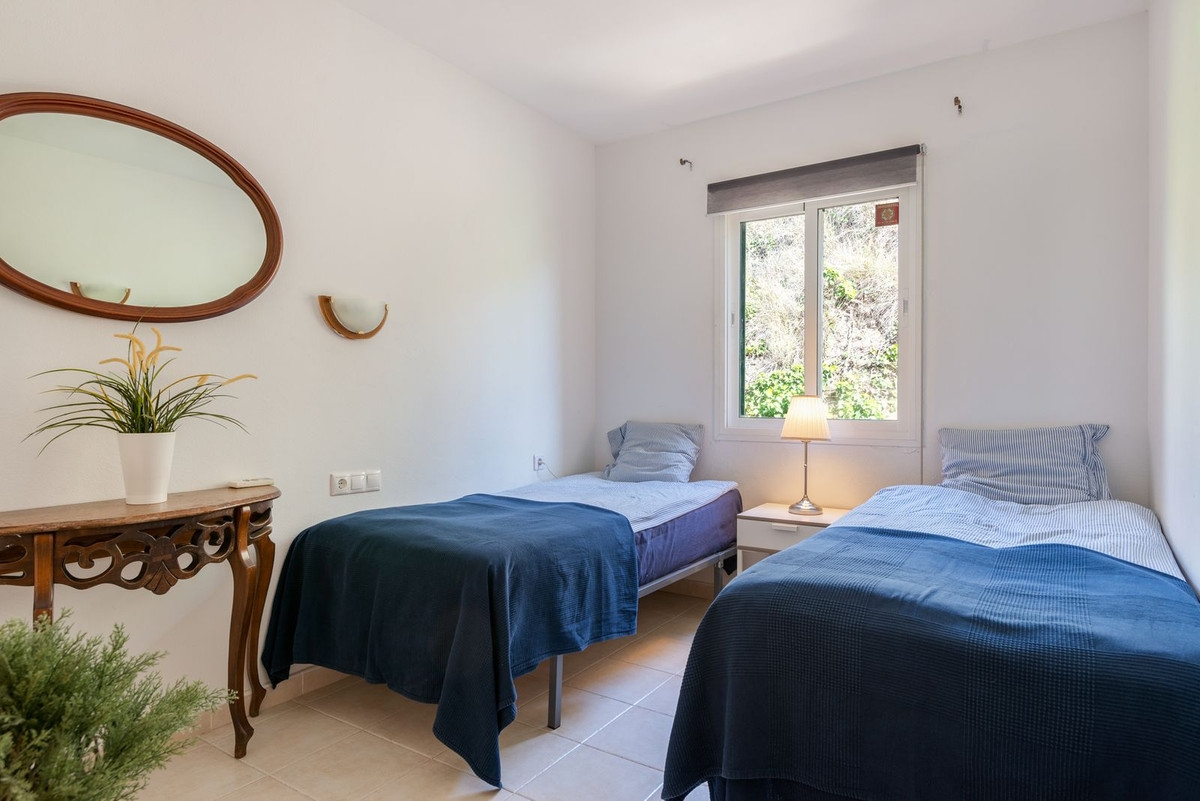 4 bedroom Townhouse For Sale in Benalmadena, Málaga - thumb 19