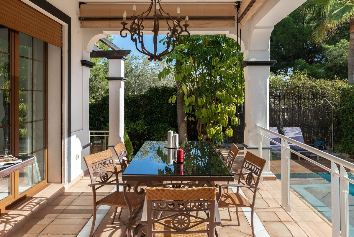 Villa - Chalet en venta en Marbella R4272832