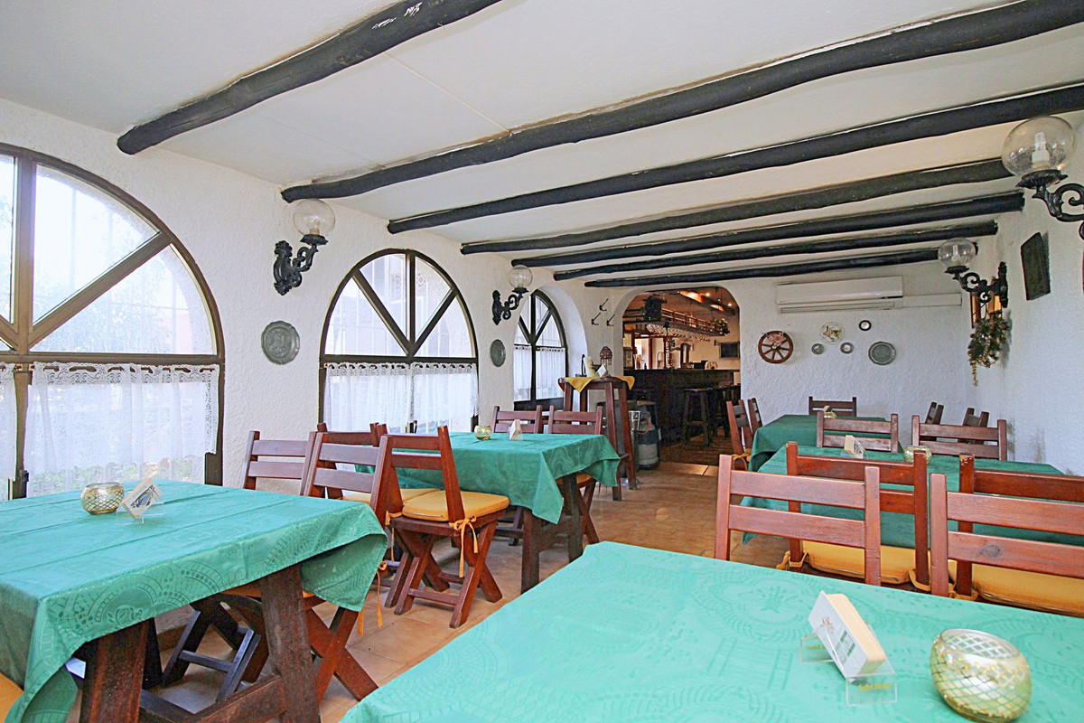 						Commercial  Bar
													for sale 
																			 in Marbesa
					