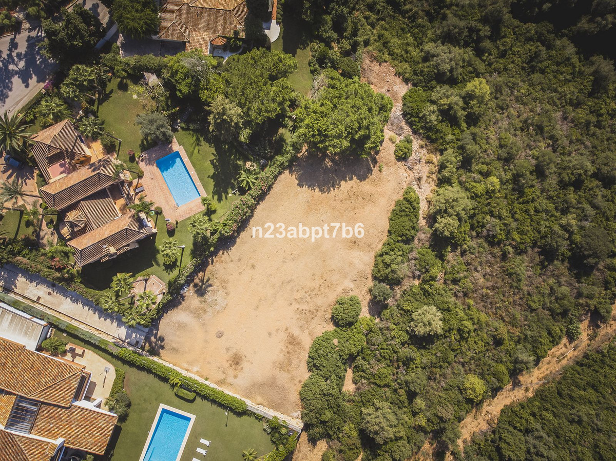 Plot for sale in Hacienda Las Chapas.

The adjoining Plot has a fantastic villa also for sale that c, Spain