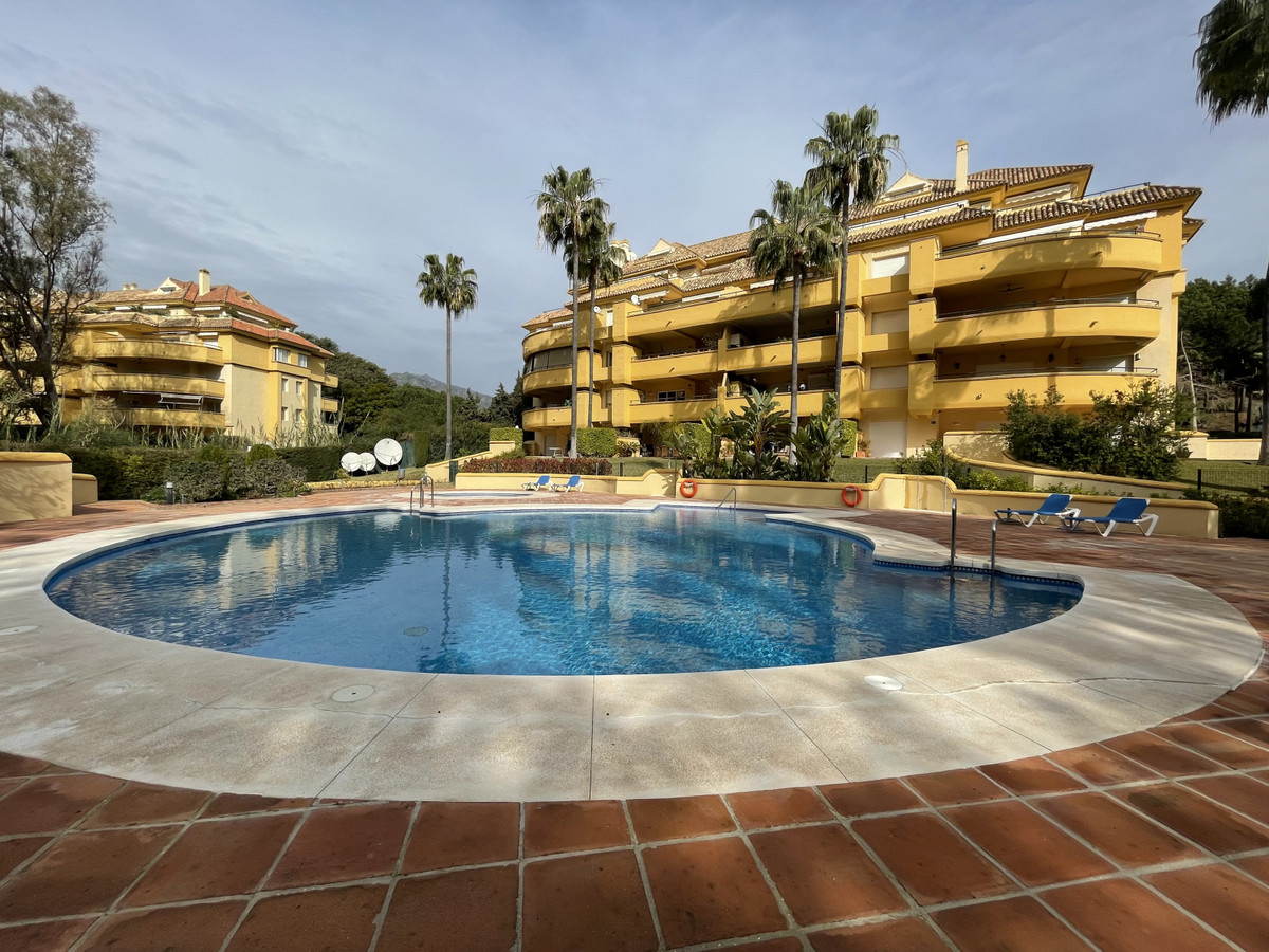 2 bedroom Apartment For Sale in Río Real, Málaga - thumb 1