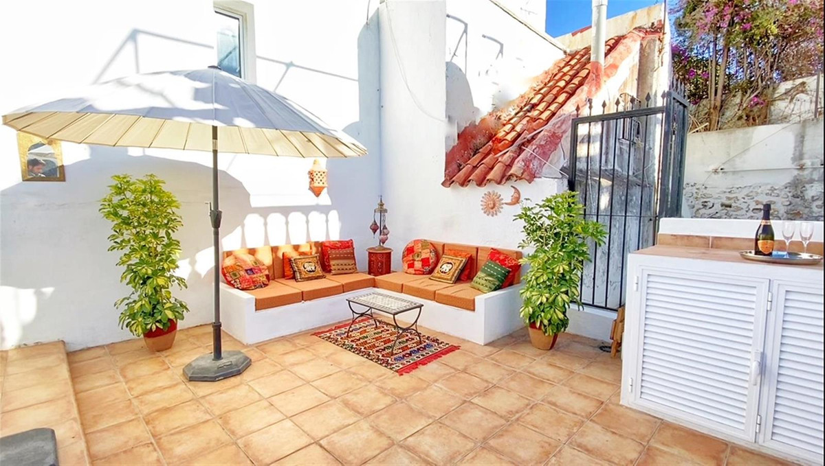 1 Bedroom Penthouse For Sale Marbella, Costa del Sol - HP3966313