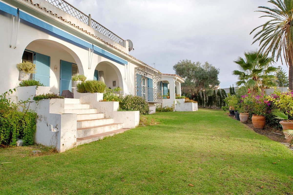 Vrijstaande Villa te koop in San Pedro de Alcántara R4602340