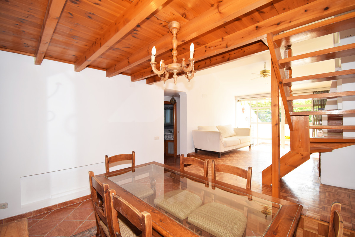 Semi-Detached House for sale in Nueva Andalucía, Costa del Sol