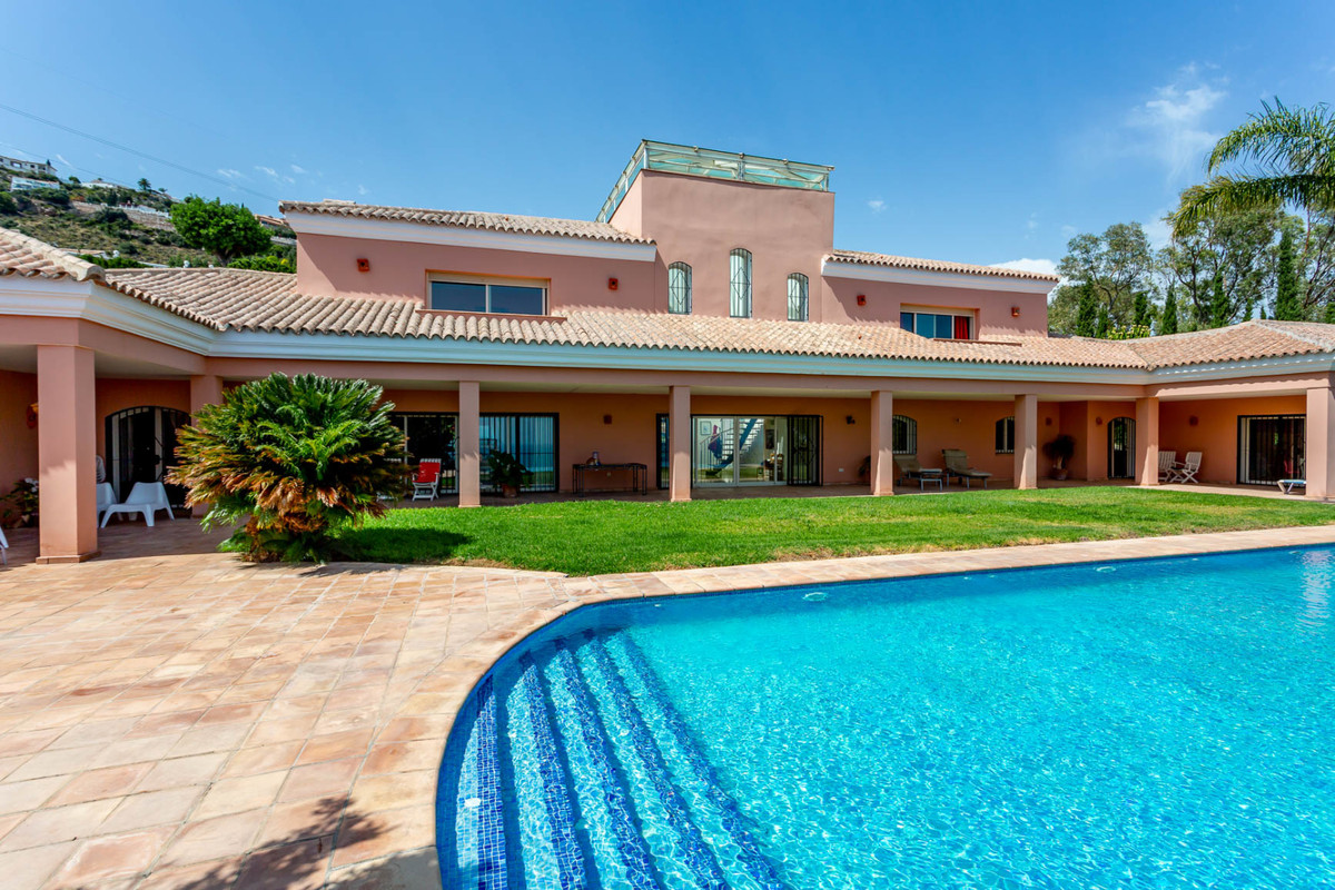Villa en vente à Benalmadena Costa R3662414