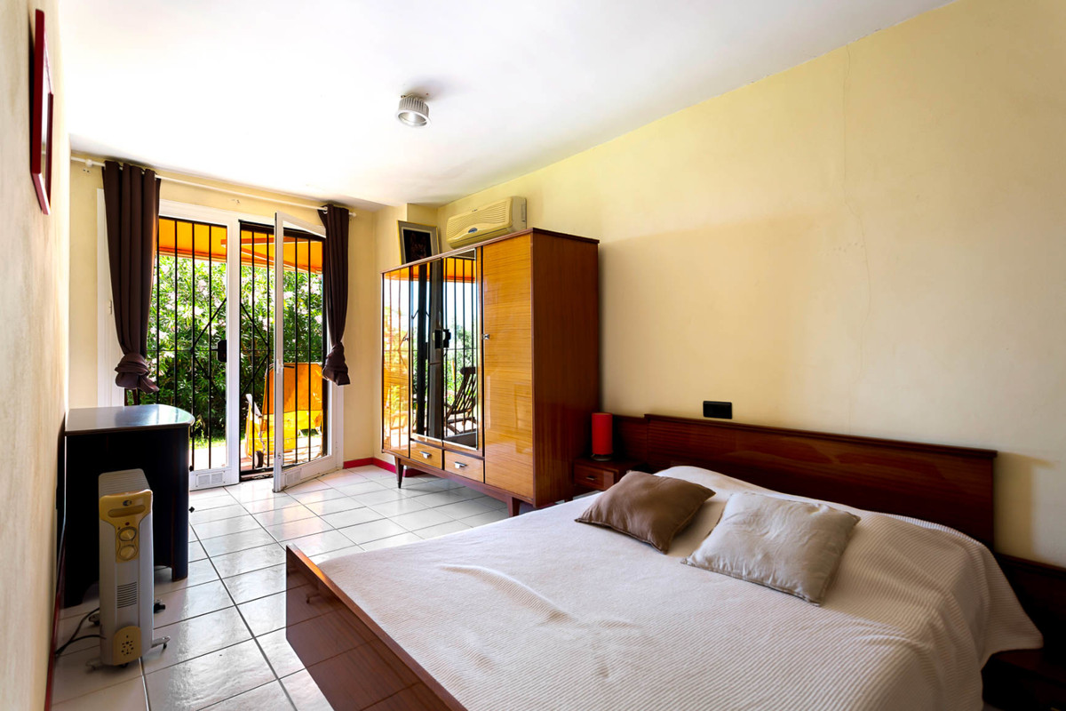 Villa con 7 Dormitorios en Venta Benalmadena Costa