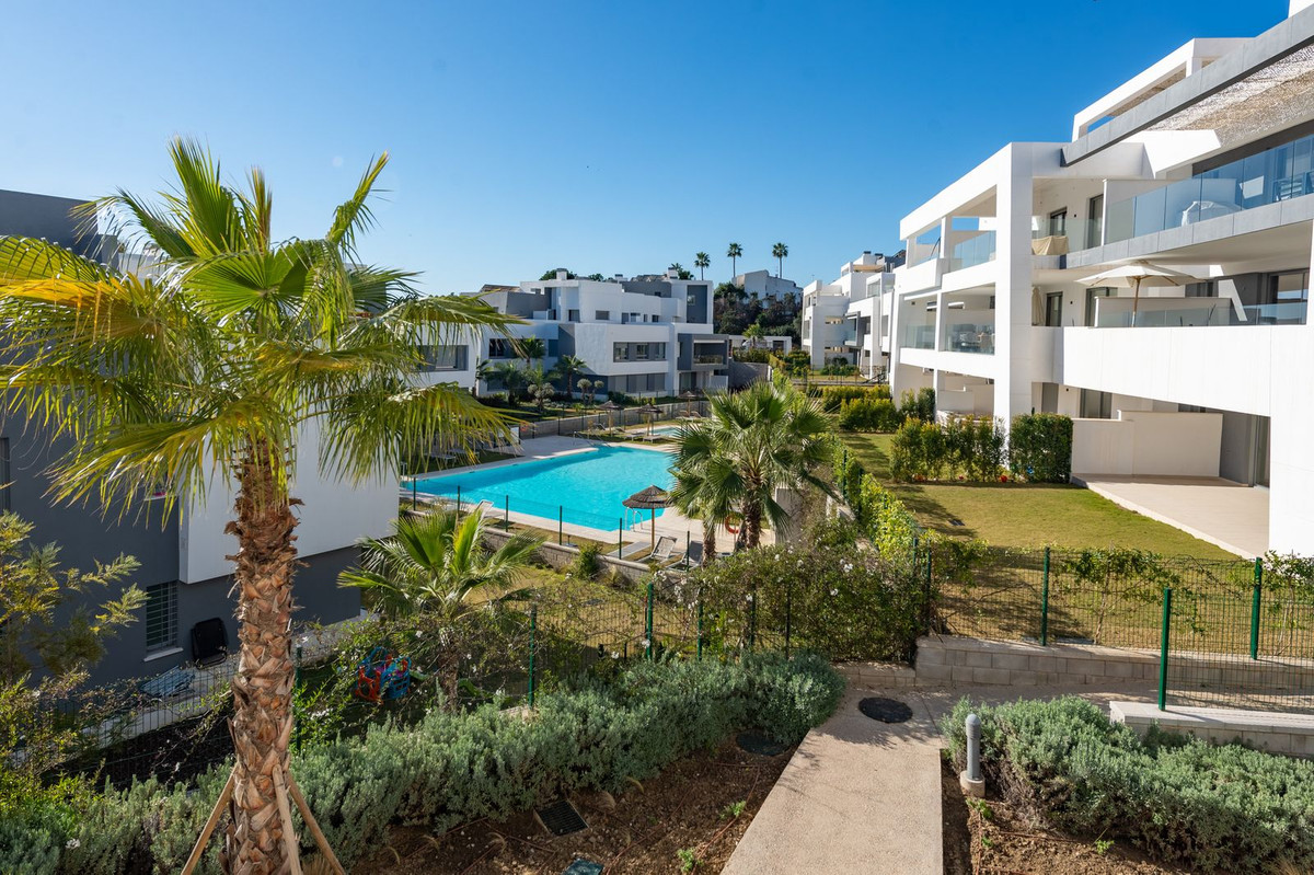 We are pleased to offer this brand new two bedroom apartment which is part of a recently completed d, Spain
