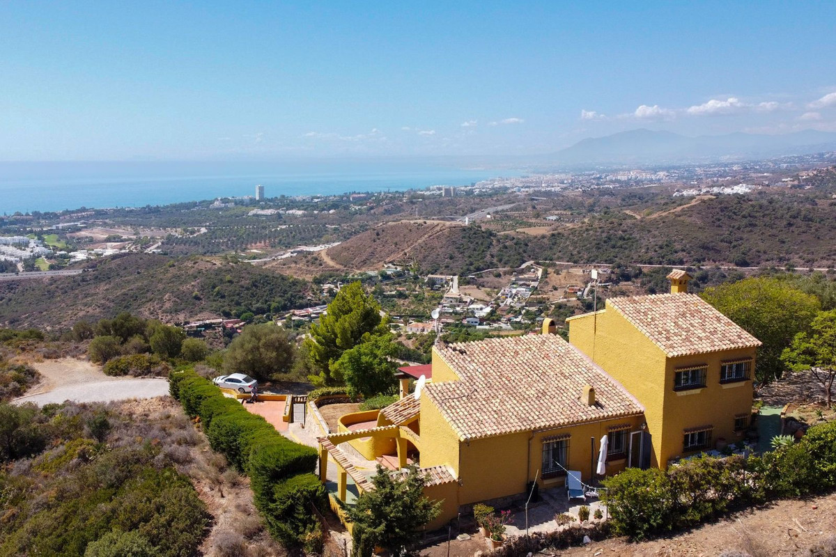 3 Bedroom Detached Villa For Sale Marbella, Costa del Sol - HP4433692