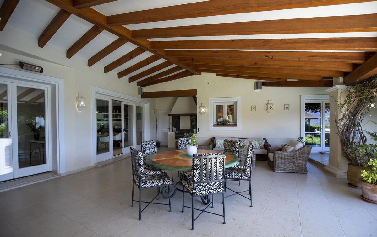 7 Bedroom Villa For Sale - La Zagaleta, Benahavis