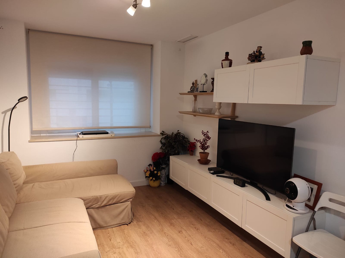 Flat built in November 2019, ground floor with patio of 4 m2, fully furnished. It consists of 1 bedr, Spain