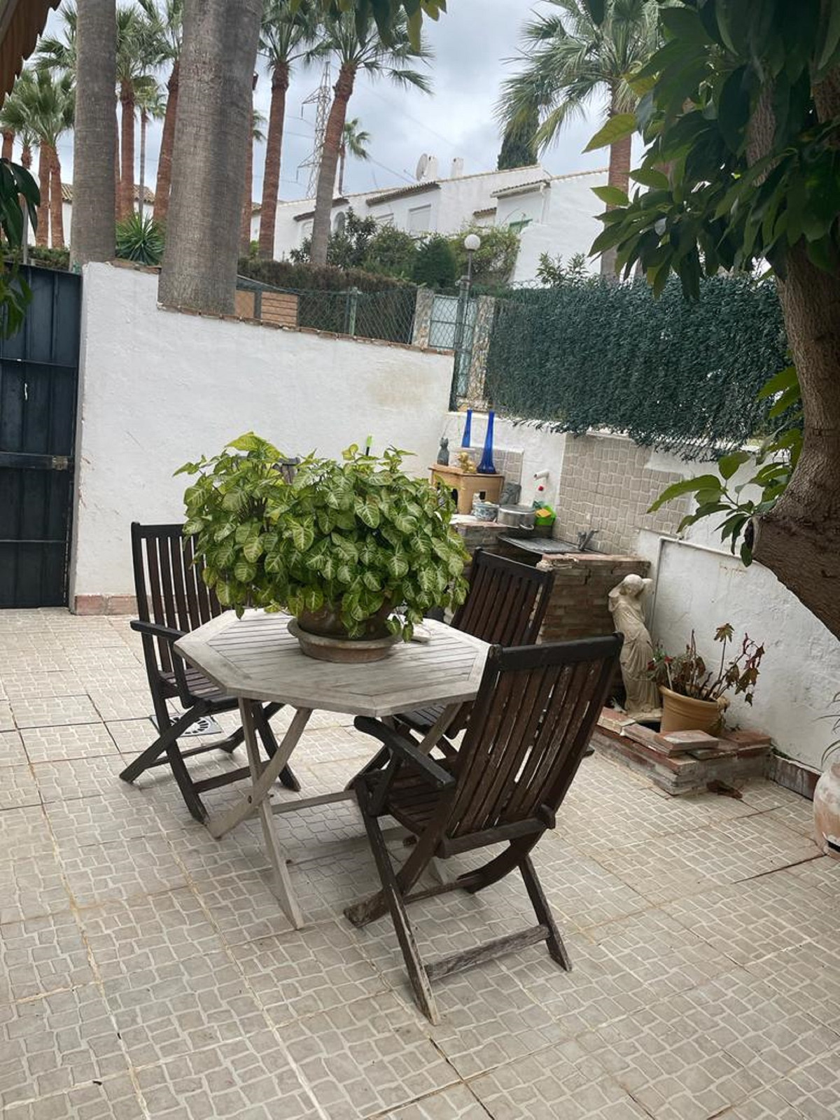 3 bed Townhouse for sale in Bel Air