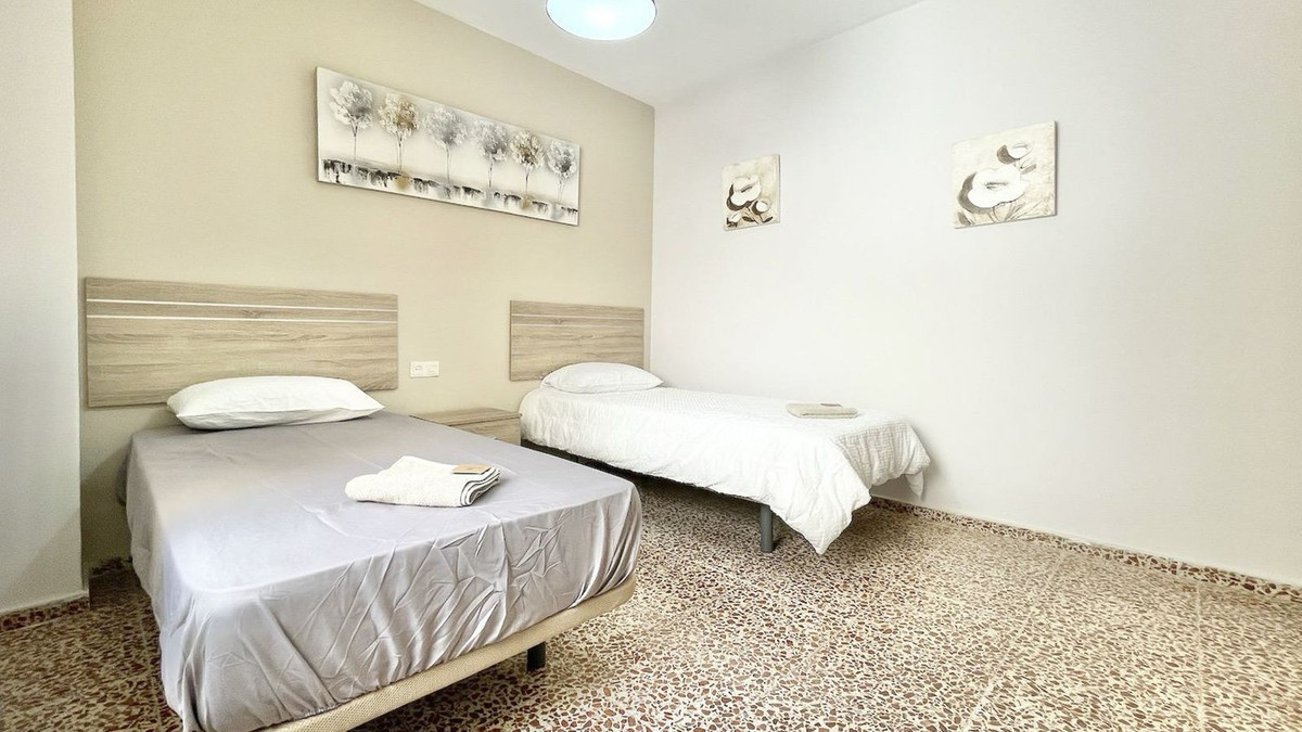 Unifamiliar con 4 Dormitorios en Venta Fuengirola