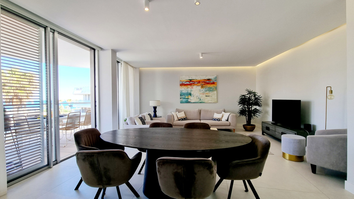 Apartment Middle Floor Estepona Málaga Costa del Sol R4039330 8