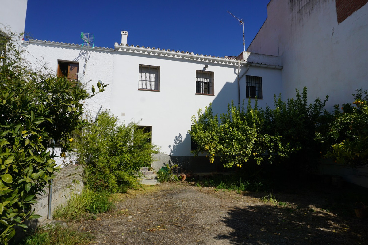Alcaucín, Costa del Sol East, Málaga, Spain - Villa - Semi Detached