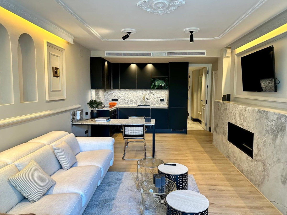 1 Bedroom Ground Floor Apartment For Sale The Golden Mile, Costa del Sol - HP4687555