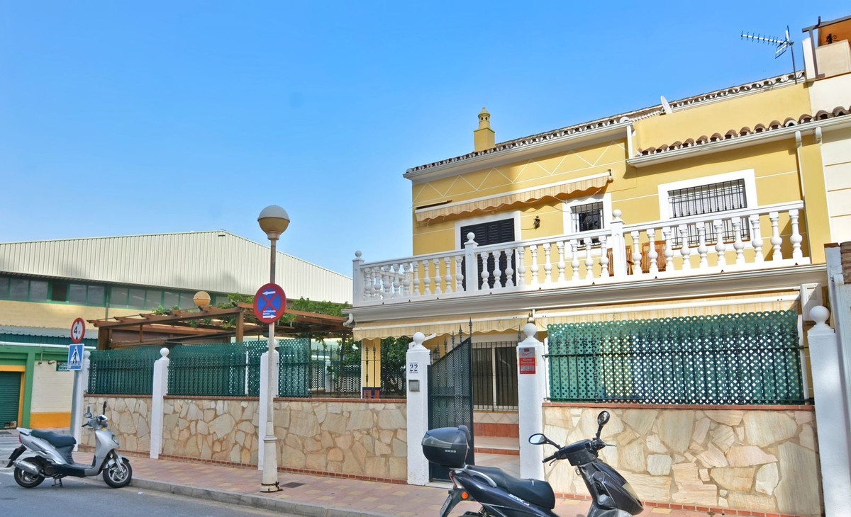 Doppelhaus Stadthaus zu verkaufen in Los Boliches R4366456