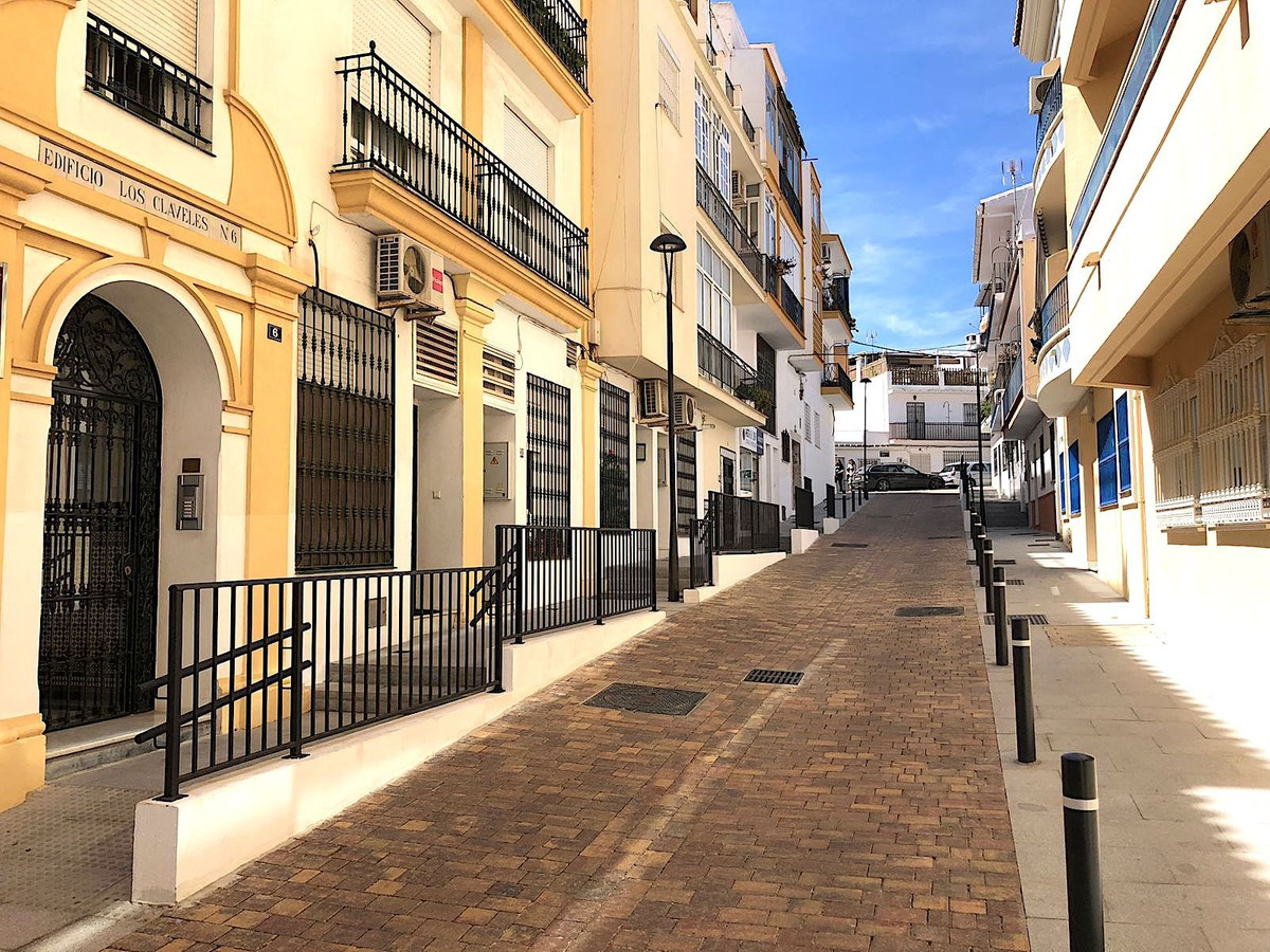 						Appartement  Rez-de-chaussée
													en vente 
																			 à San Pedro de Alcántara
					