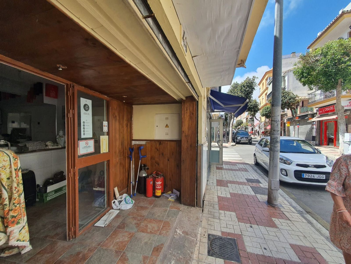 						Commercial  Other
													for sale 
																			 in Torremolinos
					
