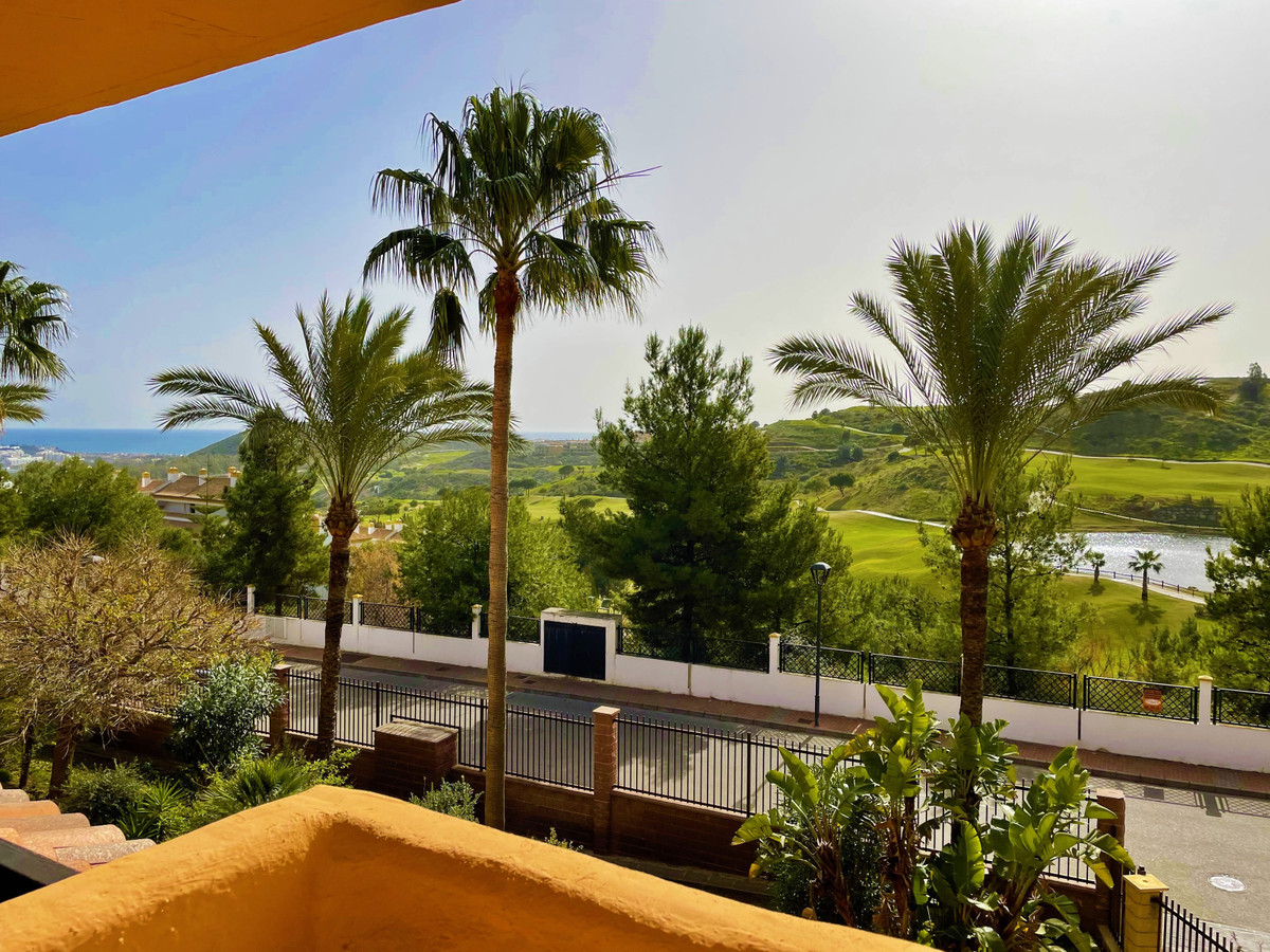 						Apartment  Middle Floor
													for sale 
																			 in La Cala
					
