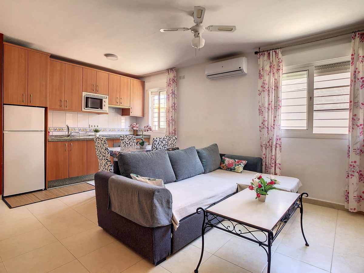 1 Bedroom Ground Floor Apartment For Sale Fuengirola, Costa del Sol - HP4395076