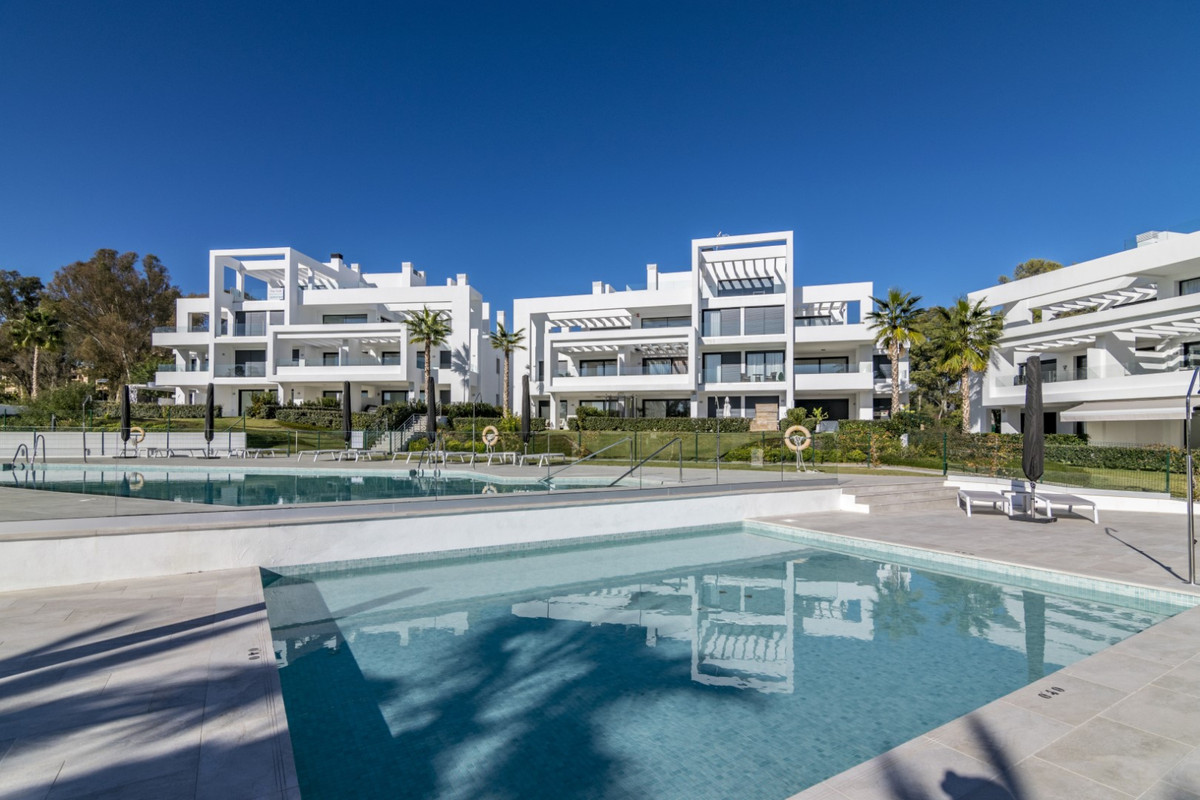 Penthouse for sale in Atalaya, Estepona