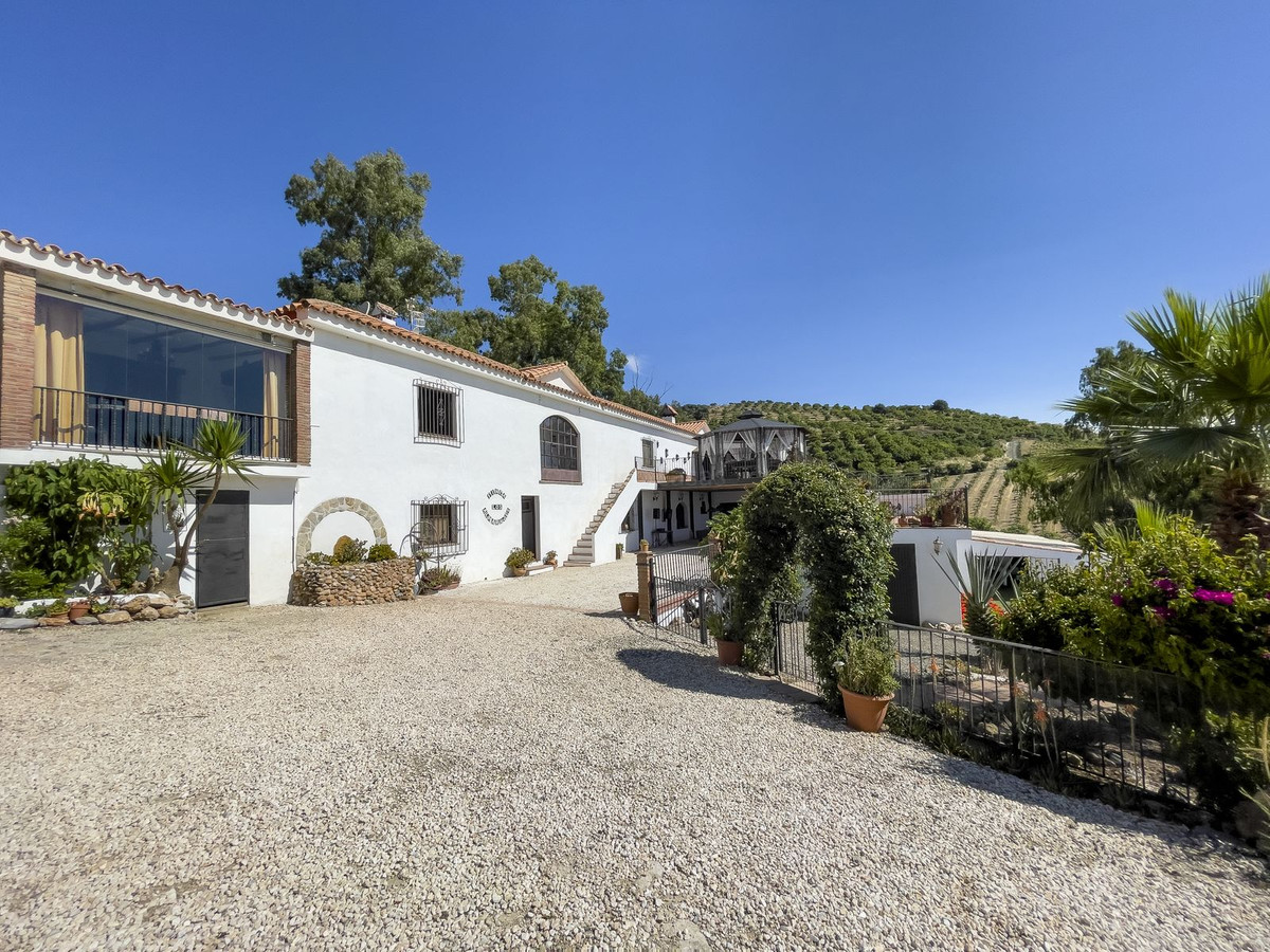 						Villa  Finca
													en vente 
																			 à Casarabonela
					