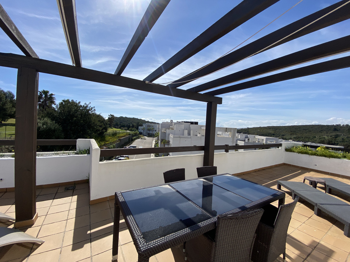 A fabulous three-bed, corner, first-floor duplex penthouse located in Bahia de Casares with 2 privat, Spain