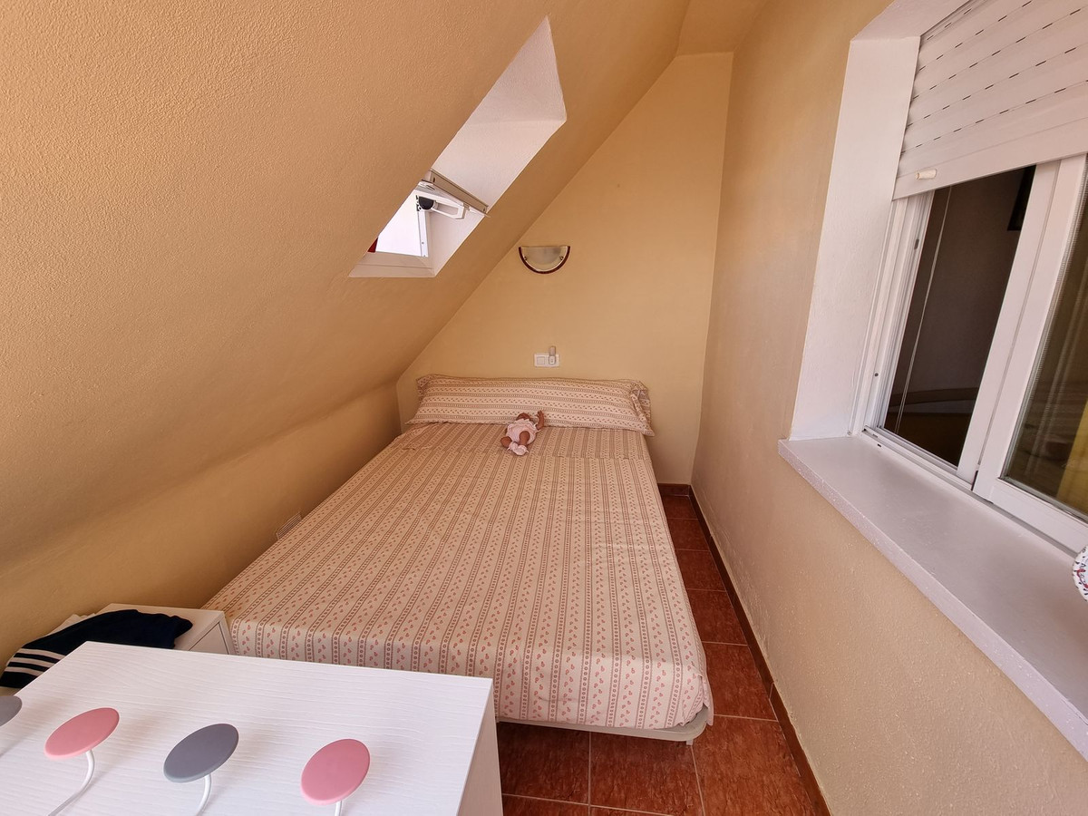 Appartement te koop in San Luis de Sabinillas R4098172