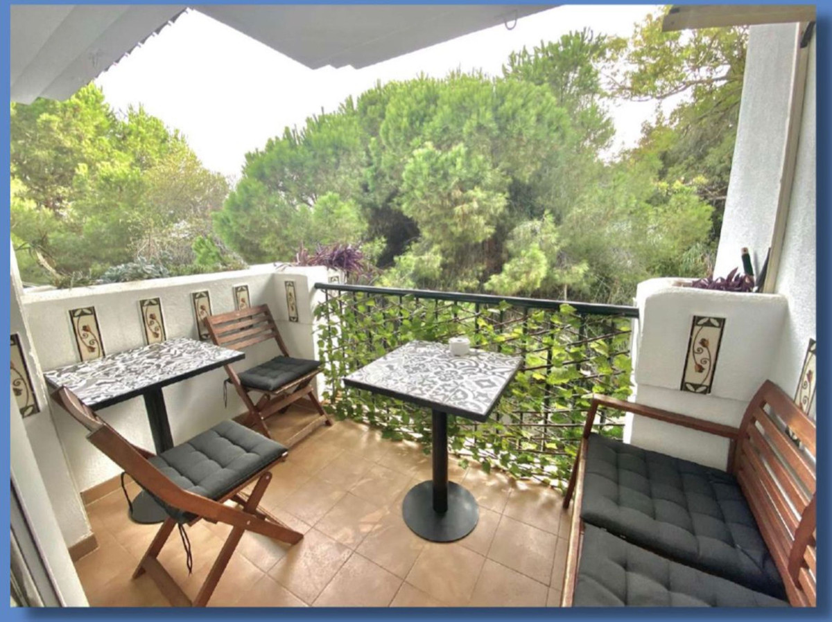 Significantly reduced price for fast trading

Spacious and Tranquil Two-Bedroom Flat,

ideally locat, Spain