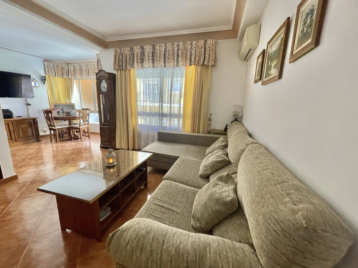 3 Bedroom Detached Villa For Sale Fuengirola, Costa del Sol - HP4122607