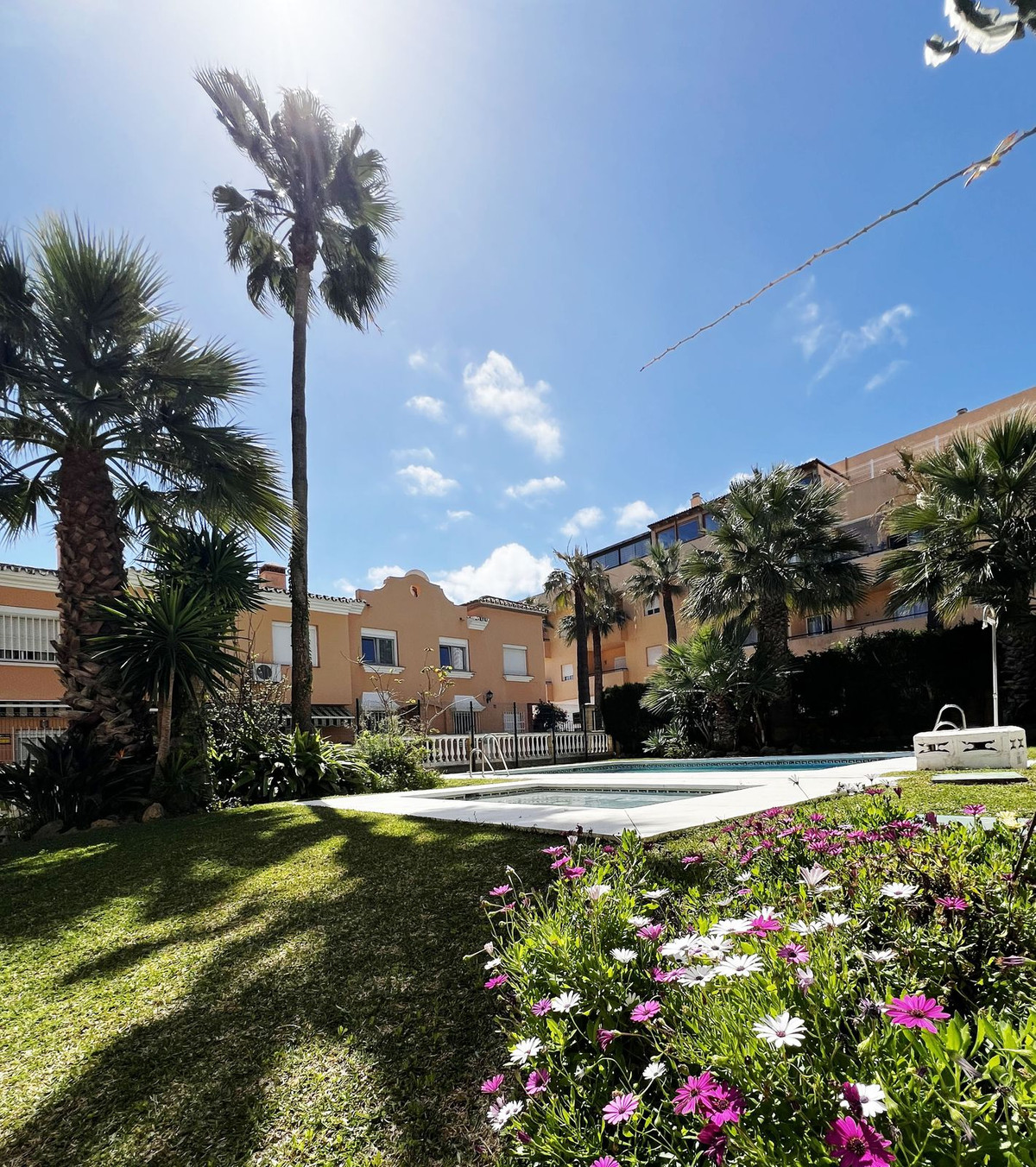 						Apartamento  Dúplex
													en venta 
																			 en San Luis de Sabinillas
					