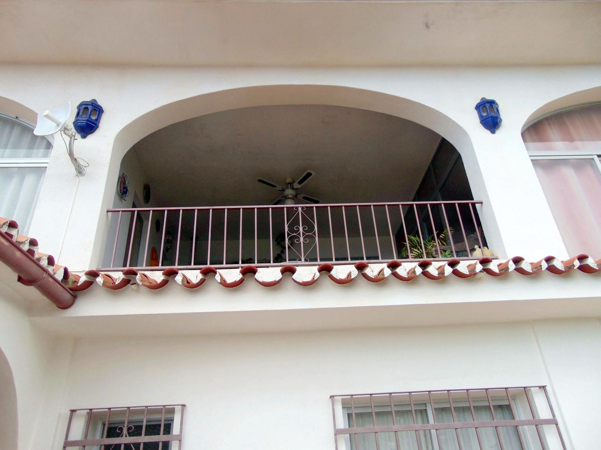 5 bedroom Commercial Property For Sale in Alhaurín el Grande, Málaga - thumb 21