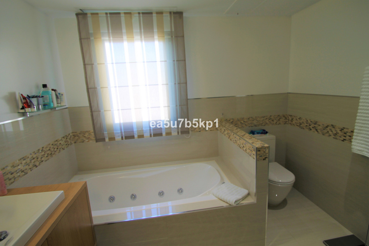 Appartement te koop in Benahavís R3643973