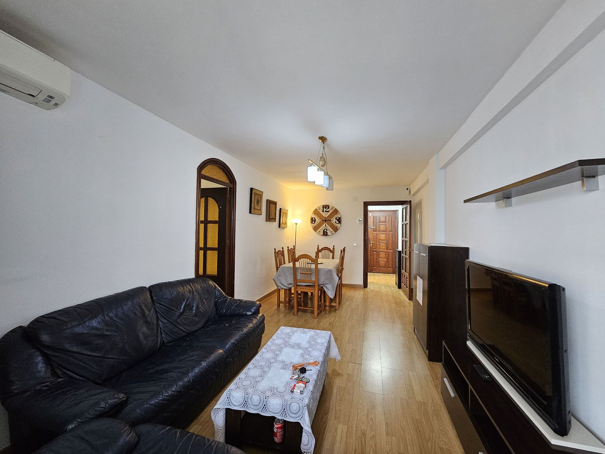 Apartment Middle Floor for sale in Estepona, Costa del Sol