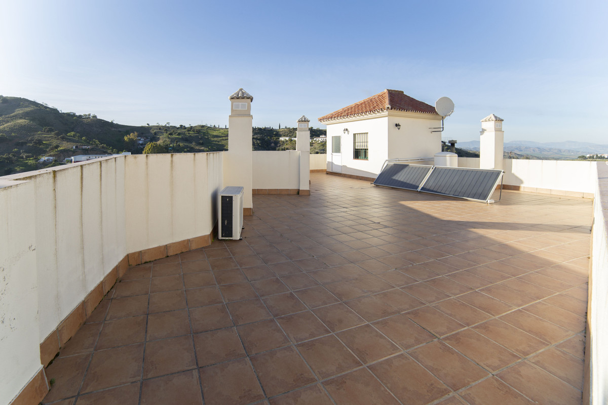 3 bed, 2 bath Townhouse - Terraced - for sale in Coín, Málaga, for 165,000 EUR