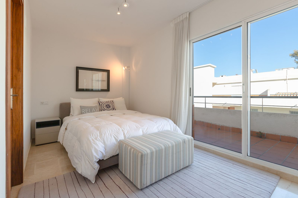 Appartement te koop in Guadalmina Alta R4577386