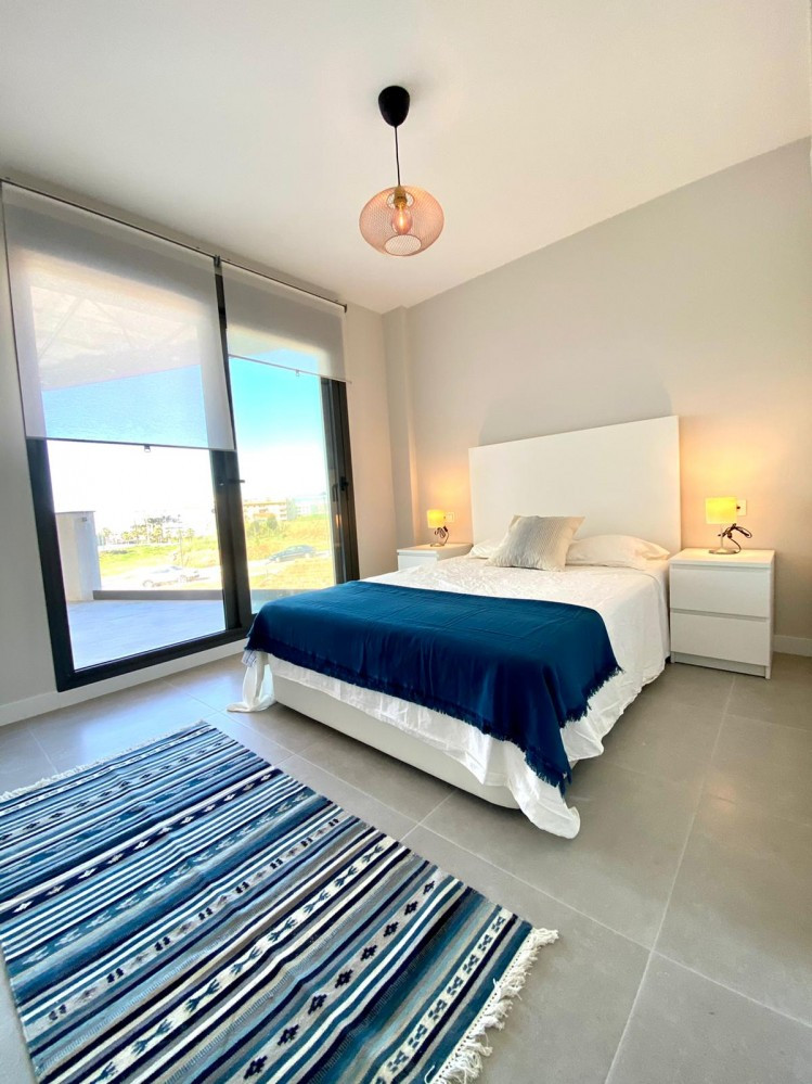 We are pleased to present the new housing developments located in the east extension of El Morche (Torrox), 60 flats of 1, 2 and 3 bedrooms, with d...