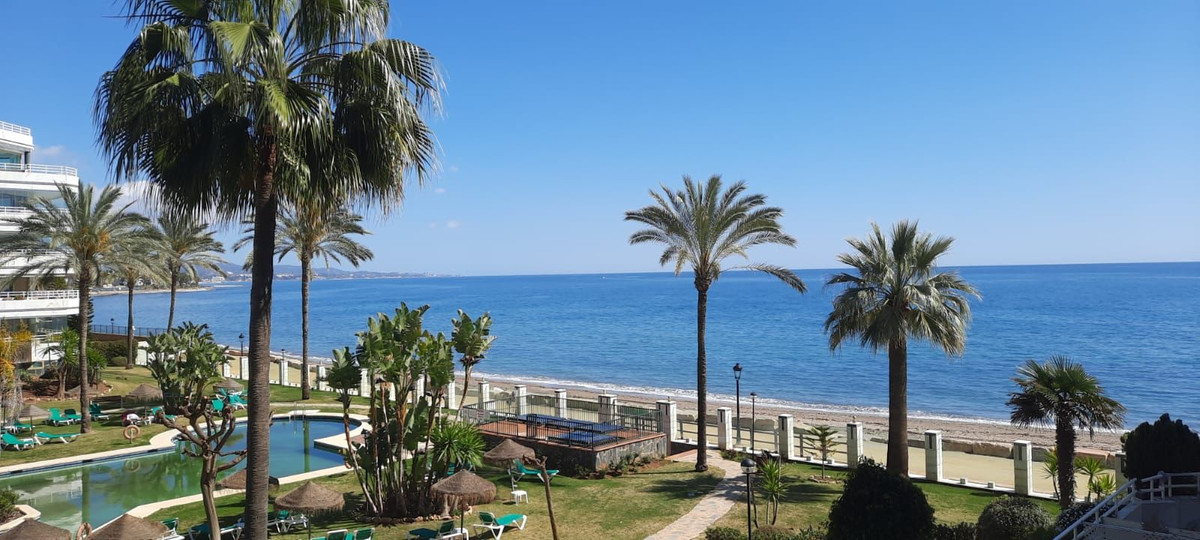 2 Bedroom Middle Floor Apartment For Sale The Golden Mile, Costa del Sol - HP4670716