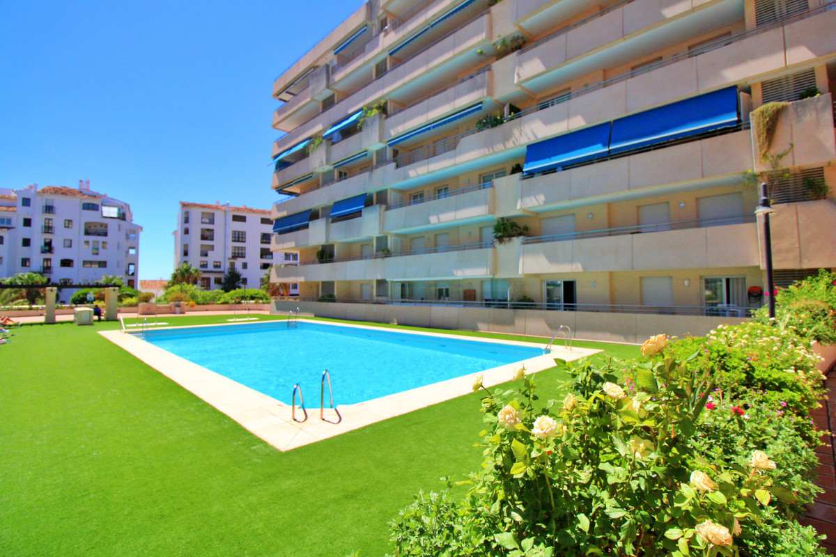 IS RENTED UNTIL JANUARY23

Apartment located in the center of Puerto Banus, next to all shops and re, Spain