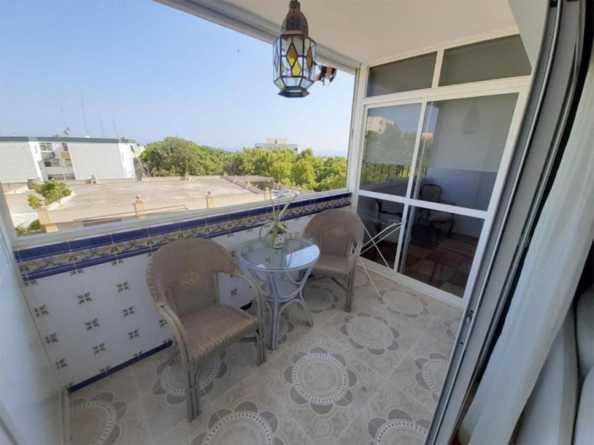 3 Bedroom Middle Floor Apartment For Sale Marbella, Costa del Sol - HP4373779