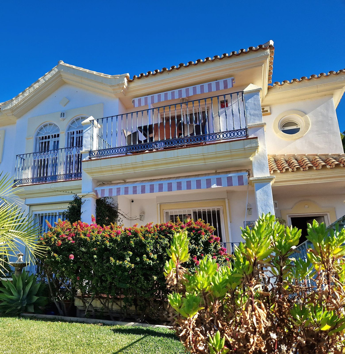Halfvrijstaand huis in Alhaurin Golf Wederverkoop Costa Del Sol