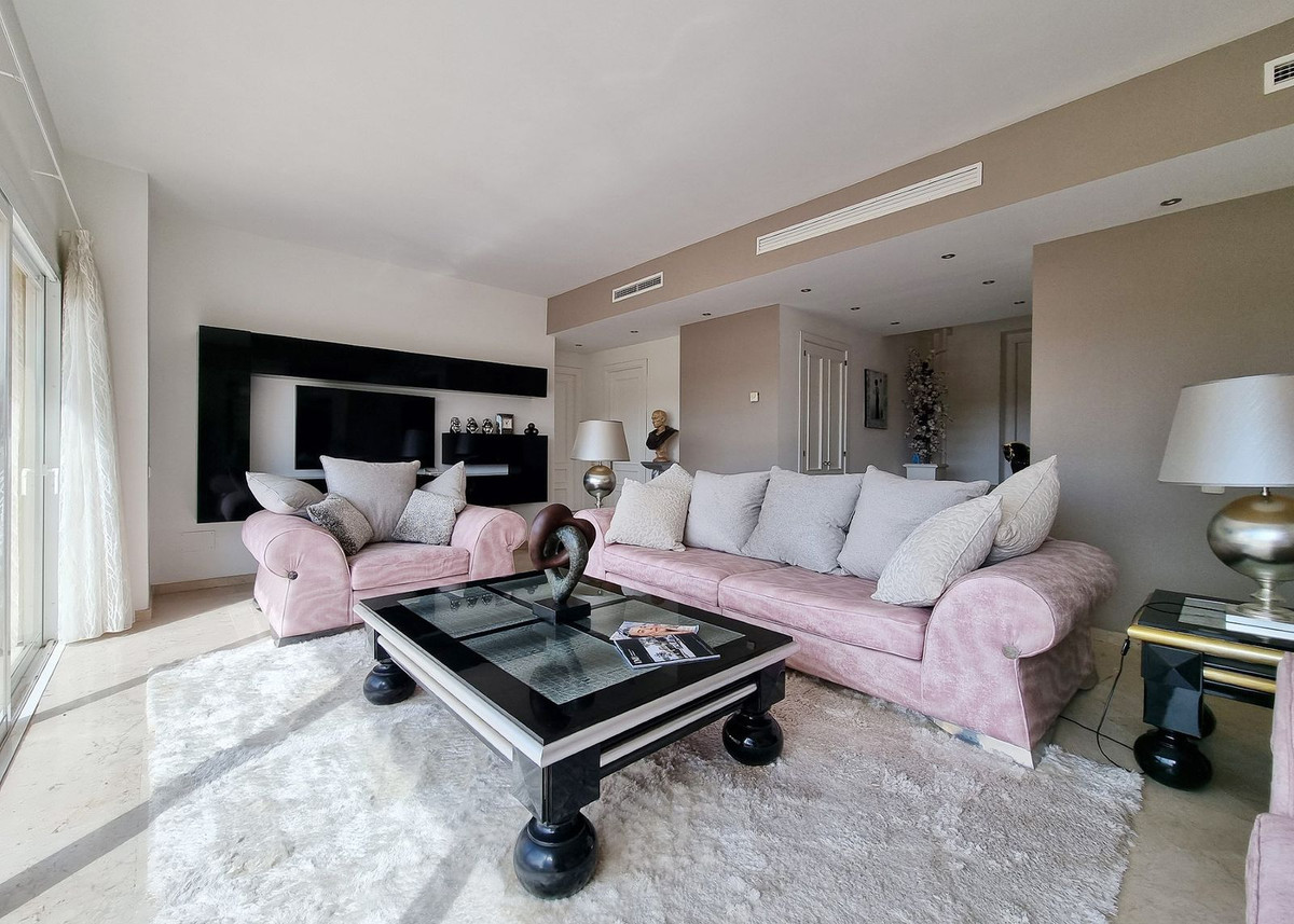 3 Bedroom Penthouse Apartment For Sale Elviria