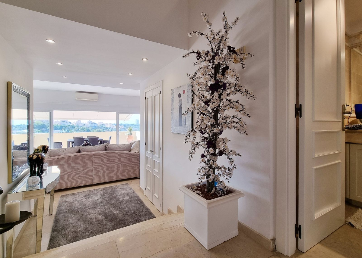 3 Bedroom Penthouse Apartment For Sale Elviria