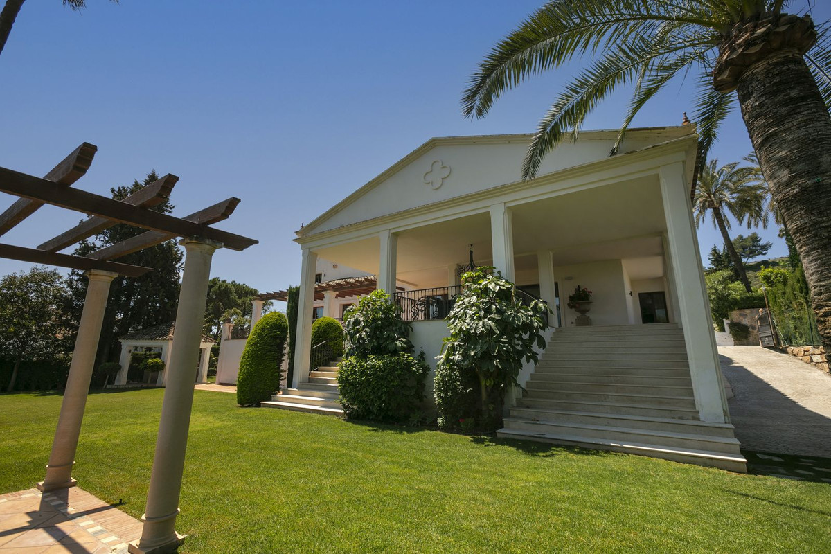 Villa Individuelle à Las Brisas, Costa del Sol
