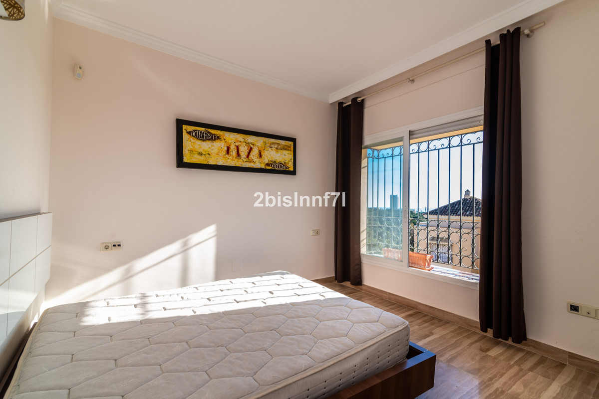 4 bedroom Apartment For Sale in Elviria, Málaga - thumb 24