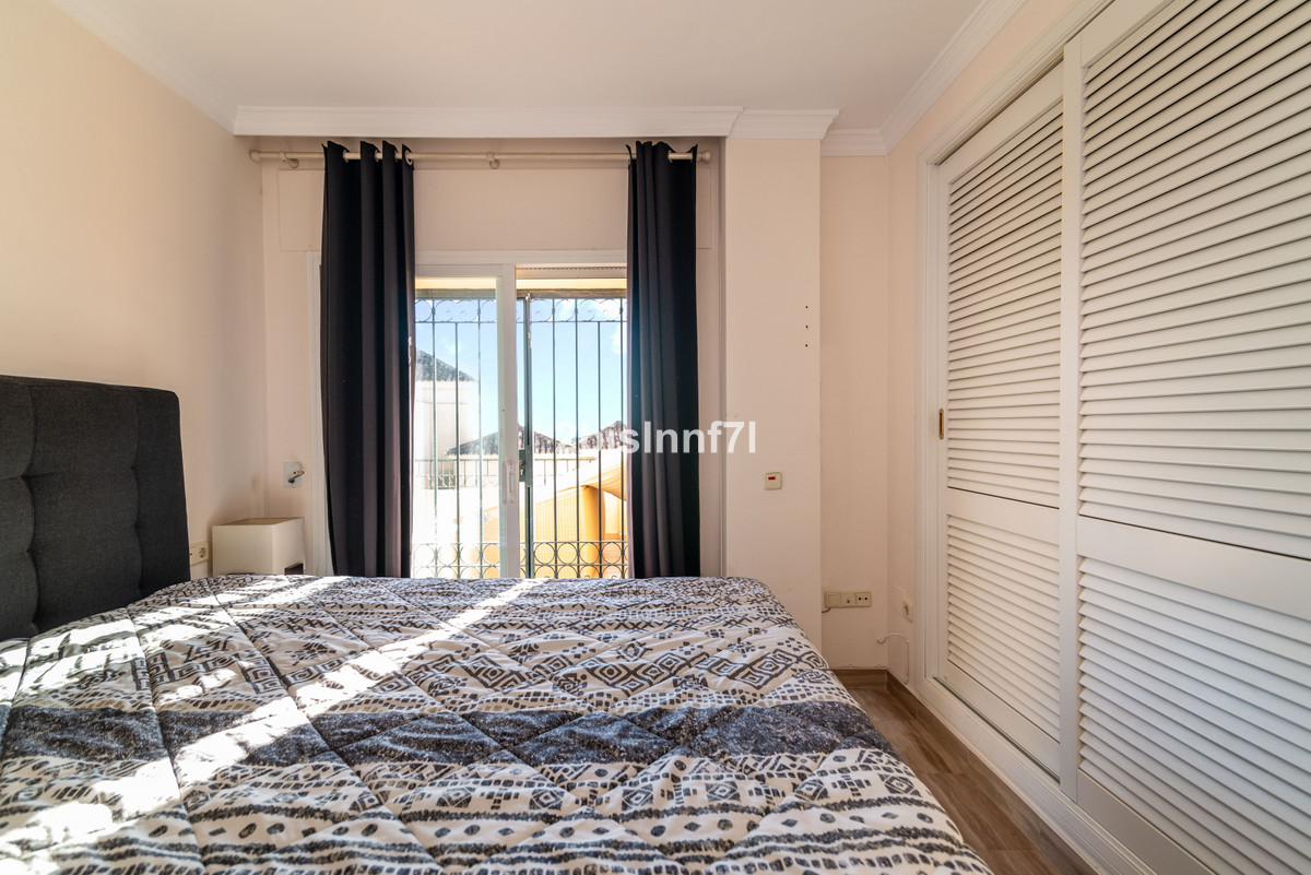 4 bedroom Apartment For Sale in Elviria, Málaga - thumb 28